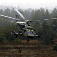 Krievijā armijas helikopters nejauši iešāvis daudzdzīvokļu namā