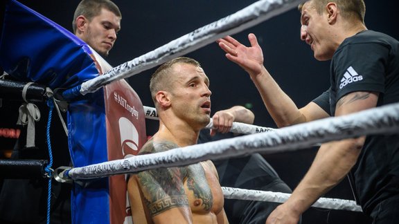 Bokss, WBSS pusfināls: Mairis Briedis - Kšištofs Glovackis