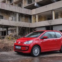'DELFI Auto' izmēģina 'Volkswagen up!'
