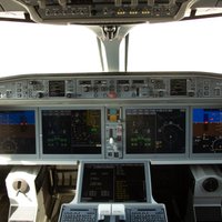 Pilotu streika dēļ 'Eurowings' atceļ simtiem reisu
