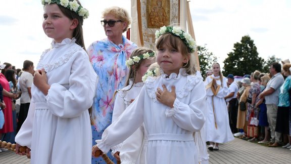 В Аглоне проходит праздник Вознесения Пресвятой Девы Марии, Ринкевич обратится к народу