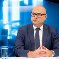 NEPLP предлагает отказаться от рекламы и передач на русском языке на коммерческих радио
