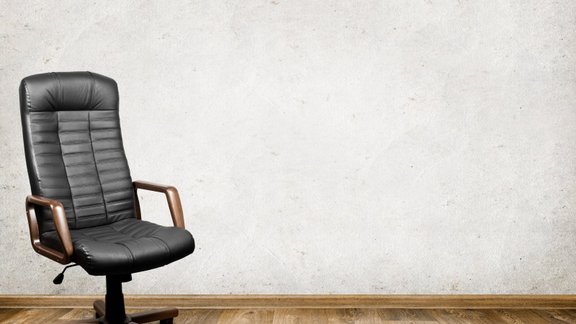 studio,elbow,boss,isolated,vertical,office,empty,interior,executive,cushion,modern,armchair,furniture,cutout,floor,nobody,arm,soft,new,business,chair,chief,wheel,one,black,comfort,leather,expensive,seat,comfortable,wooden,luxury,spinning,adjustable,positi