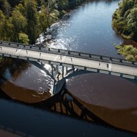 Satiksmi uz tilta pār Gauju Siguldā tomēr neierobežos