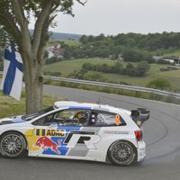 WRC Vācijas rallija vadībā izvirzās Ožjērs; Novikovs avarē
