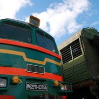 'Daugavpils lokomotīvju remonta rūpnīca' nespēj vienoties ar banku; lūdz glābiņu valstij