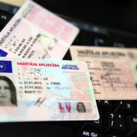 С ковид-сертификатом можно будет предъявлять не только паспорт и ID-карту
