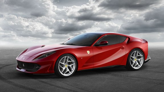 Ferrari 812 Superast