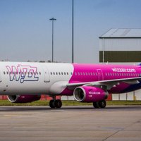 Zemo cenu aviosabiedrība 'Wizz Air' lidos no Rīgas uz Kijevu