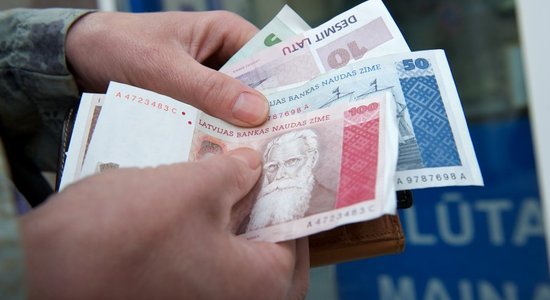 Latvijas Bankā pērn apmainītas latu naudaszīmes gandrīz 1,7 miljonu latu vērtībā