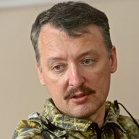 Распил вместо реальной помощи: Гиркин критикует Суркова за политику на Донбассе