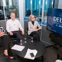 'Delfi TV ar Jāni Domburu': Latvija – feodāļu vasaļvalsts un Ušakova koķetērija