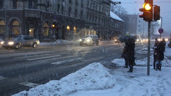 Sniegs un vētra Rīgā 30.01.2013. - 18