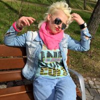 Foto: Latvijas seksīgākā metinātāja mainījusi stilu
