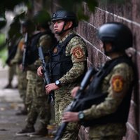 Karš pret gangsteriem: Salvadorā armija aplenkusi veselu reģionu