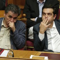 Grieķijas parlaments atbalsta aizdevēju pieprasītās reformas