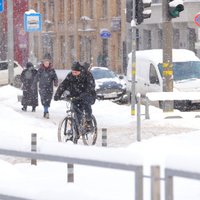 Dzeltenais brīdinājums – sestdien Latvijas lielākajā daļā stipri snigs