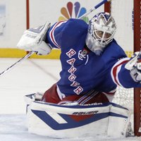 Ņujorkas 'Rangers' izcīna otru uzvaru NHL Austrumu konferences finālā