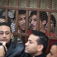 Суд в Египте оправдал геев, обвиняемых в разврате в бане