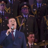Foto: Ukrainas 'melnajā sarakstā' iekļautais Kobzons koncertē Donbasā