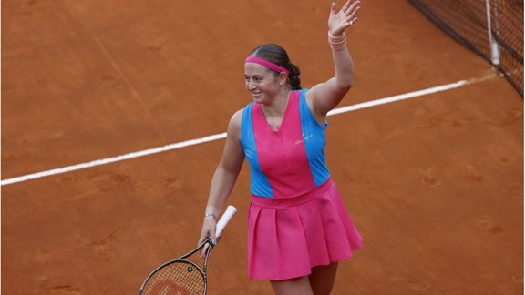 Teniss, Romas WTA turnīrs: Jeļena Ostapenko  - 5