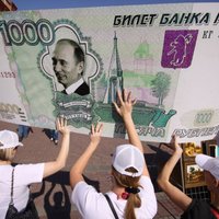 Putins ar naudu 'šarmē' Eiropas vājākos ķēdes posmus, secina 'The New York Times'