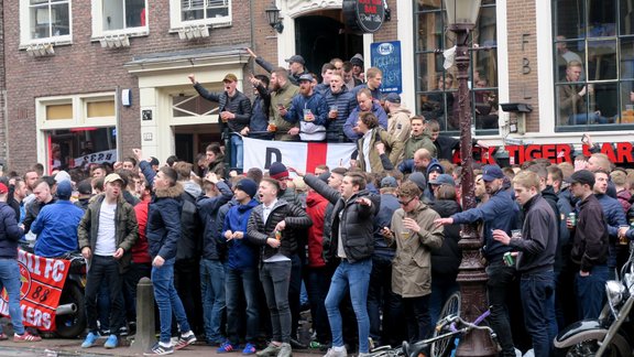 futbola fani,  Anglijas futbola izlase vs Nīderlandes   futbola izlase