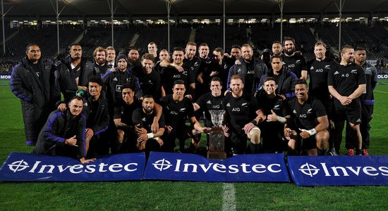 'All Blacks' rekordātri uzvar Regbija čempionātā