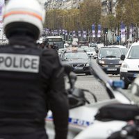 Policija identificējusi šāvējus, kuri uzbruka 'Charlie Hebdo' redakcijai
