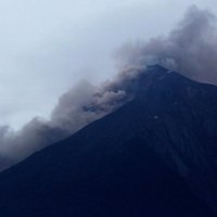 Vulkāna izvirdumā Gvatemalā bojā gājuši 25 cilvēki