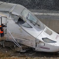 Крушение поезда в Испании: машинист задержан