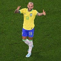 Brazīlijas futbola izlases aizsargs Alvešs apcietināts par seksuāla rakstura noziegumu