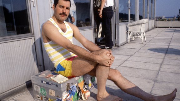 Freddie Mercury - 8