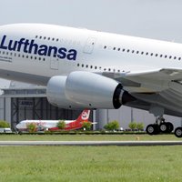 'Lufthansa' apkalpojošie darbinieki piesaka vienas dienas streiku