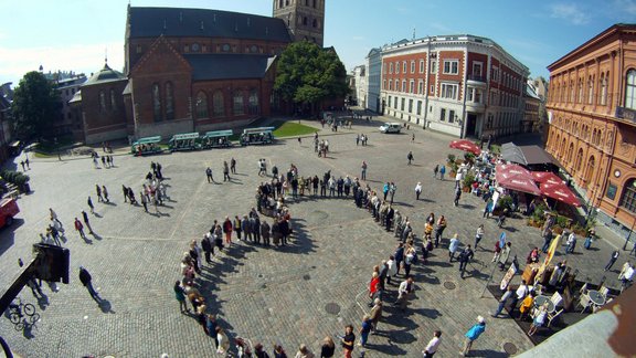 Svinīgajā pasākumā Jēkaba laukumā uzsver Baltijas ceļa nozīmīgo lomu ceļā uz neatkarības atgūšanu - 29