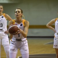 TTT spraigā cīņā pieveic jaunās 'Latvijas Universitāte' basketbolistes