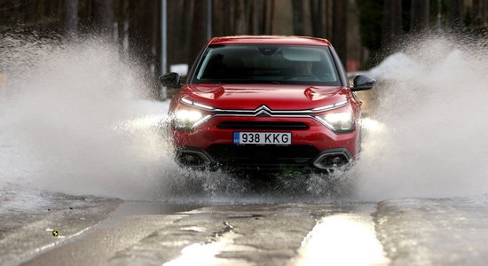 Video: 'Dvēseļu putenis' režisors Dreibergs izmēģina jauno 'Citroen C4'