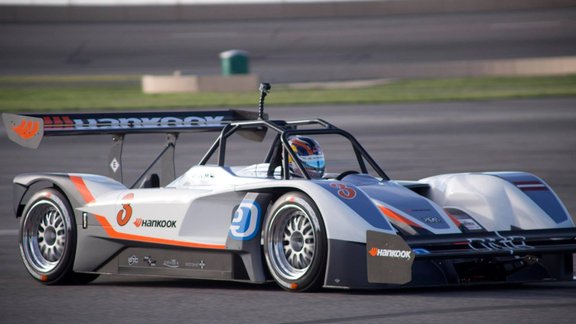 eO PP03 gatavojas Pikes Peak International Hill Climb 2015 - 15