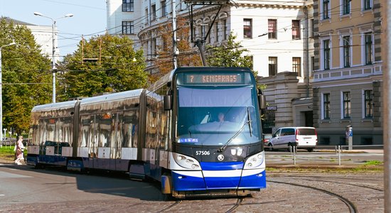 Задержан мужчина, обнажавшийся перед детьми в общественном транспорте