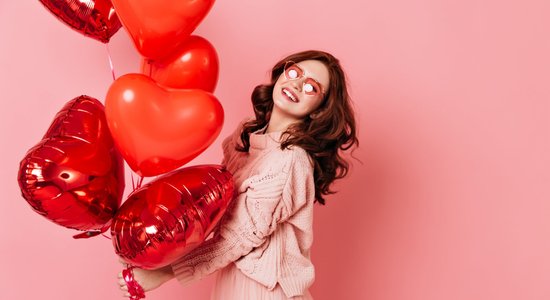Svini mīlestību skaisti – stilistes ieteikumi romantiskam Valentīna dienas izskatam