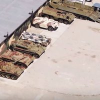 Video: Militārā tehnika 'Putina baikeru' Slovākijas bāzē