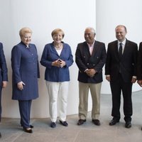 Kučinskis un Merkele vienojas, ka uzmanība jāpievērš ekonomikas un drošības jautājumiem