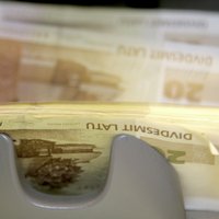 Банки: на евро нужно будет заменить 53 тонны латовых банкнот