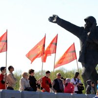 ПБ начала процесс против журналиста за опрос о запрете советской символики