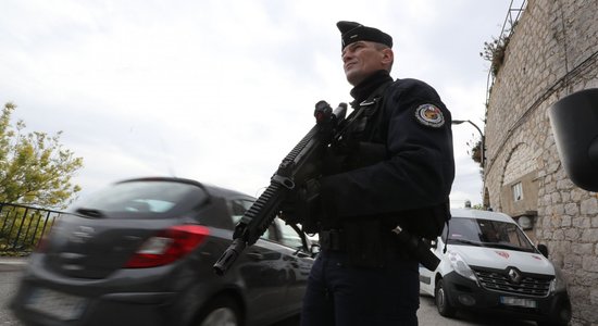 Атака на фургон с заключенным во Франции: два конвоира убиты