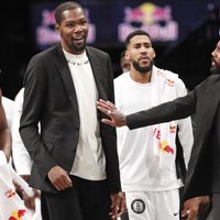 'Covid-19': Kuruca pārstāvētajā 'Nets' inficējušies četri spēlētāji, tostarp Kevins Durants