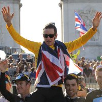'Tour de France' uzvarētājs Viginss šāgada velobraucienu izlaidīs