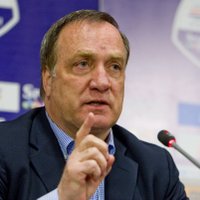 Pazīstamais futbola speciālists Advokāts kļūst par Serbijas izlases treneri