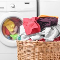 Lielā veļas diena: izplatītākās kļūdas un ieteikumi dažādu tekstiliju mazgāšanā