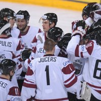 Krievijas hokejistu uzvara saglabā Latvijai vietu elitē